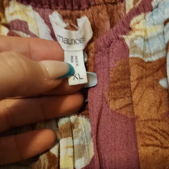 Maurices Mauve Floral Puff-Sleeve Peasant Blouse - Picture 2 of 7